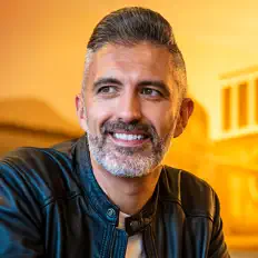 Dylan Morris을(를) 듣고, 뮤직 비디오를 보고, 약력을 읽고, 투어 일정 등을 확인하세요!