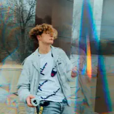 CincoJayMaio dinle, müzik videolarını izle, biyografisini oku, tur tarihlerini ve daha fazlasını gör!