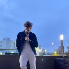 Ακούστε περιεχόμενο από Glasniy, παρακολουθήστε μουσικά βίντεο, διαβάστε το βιογραφικό, δείτε ημερομηνίες περιοδείας, και πολλά ακόμη!