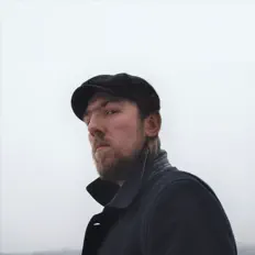 Poslechněte si interpreta Энжи-near, sledujte hudební videa, přečtěte si životopis, podívejte se na data turné a další informace.