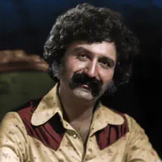 Dengarkan Vaqif Mustafazadə, tonton video musik, baca bio, lihat tanggal tur & lainnya!