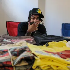 Escucha a Kort, mira videos musicales, lee su biografía, consulta las fechas de las gira y más.