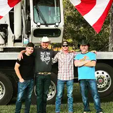 Escucha a Kevin Long, mira vídeos musicales, lee la biografía, consulta fechas de giras y mucho más.