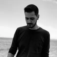 Écoutez Stefano Necchi, regardez des vidéoclips, lisez la biographie, consultez les dates de tournée et plus encore !