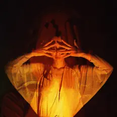 收听 ANGELXII、观看音乐视频、阅读小传、查看巡演日期等 ！