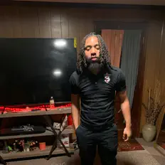 King Meeek dinle, müzik videolarını izle, biyografisini oku, tur tarihlerini ve daha fazlasını gör!