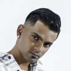 Orga dinle, müzik videolarını izle, biyografisini oku, tur tarihlerini ve daha fazlasını gör!