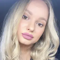 收听 DENIKA、观看音乐视频、阅读小传、查看巡演日期等 ！