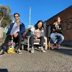 monstahouse: песни, клипы, биография, даты выступлений и многое другое.