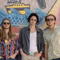 Ακούστε περιεχόμενο από BadCameo, παρακολουθήστε μουσικά βίντεο, διαβάστε το βιογραφικό, δείτε ημερομηνίες περιοδείας, και πολλά ακόμη!