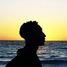 Ascolta 2Floody, guarda video musicali, leggi la biografia, vedi le date del tour & altro!