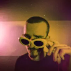 Listen to Mac Kay, watch music videos, read bio, see tour dates & more!