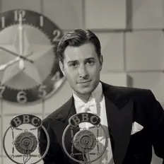 Listen to Alex Mendham and His Orchestra, watch music videos, read bio, see tour dates & more!