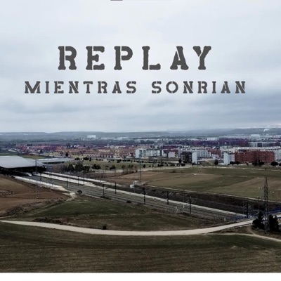 MIENTRAS SONRÍAN - Single