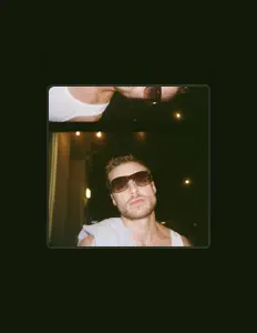 Ouve Jimmy Circa, vê vídeos de música, lê a biografia, vê as datas da digressão e muito mais!