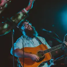 Dengarkan Chris Correa, tonton video musik, baca bio, lihat tanggal tur & lainnya!