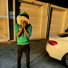 Dengarkan F$O PAZZI, tonton video musik, baca bio, lihat tanggal tur & lainnya!