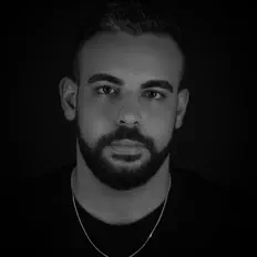Poslechněte si interpreta Gal Abargil, sledujte hudební videa, přečtěte si životopis, podívejte se na data turné a další informace.