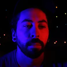 聆聽 Jay Hoff、觀看音樂影片、閱讀小傳、查看巡演日期等！