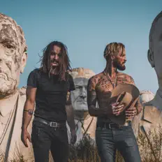 Ακούστε περιεχόμενο από El Niven and The Alibi, παρακολουθήστε μουσικά βίντεο, διαβάστε το βιογραφικό, δείτε ημερομηνίες περιοδείας, και πολλά ακόμη!