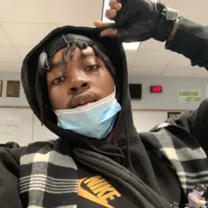 收听 Skrimish Sober、观看音乐视频、阅读小传、查看巡演日期等 ！