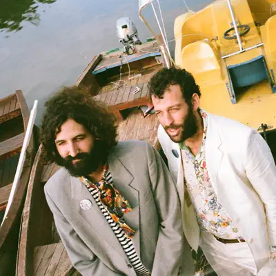 Listen to ביטניק, watch music videos, read bio, see tour dates & more!
