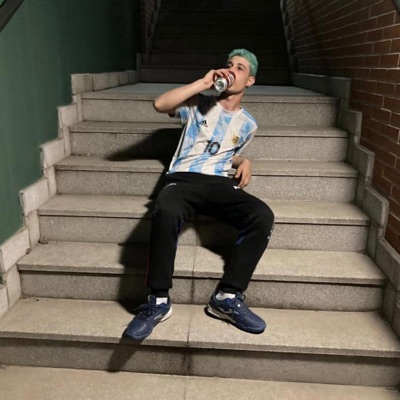 ALGO NO VA BIEN - Single