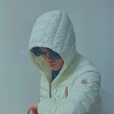 Listen to sunniLong, watch music videos, read bio, see tour dates & more!