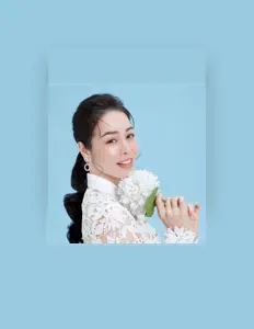 Escucha a Đại Nghĩa, mira vídeos musicales, lee la biografía, consulta fechas de giras y mucho más.