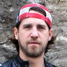 Dengarkan Jarrett James, tonton video musik, baca bio, lihat tanggal tur & lainnya!