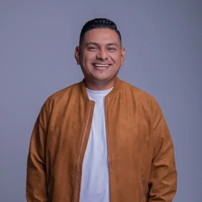 Listen to Josue Pineda, watch music videos, read bio, see tour dates & more!