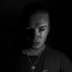 Dan Brown을(를) 듣고, 뮤직 비디오를 보고, 약력을 읽고, 투어 일정 등을 확인하세요!