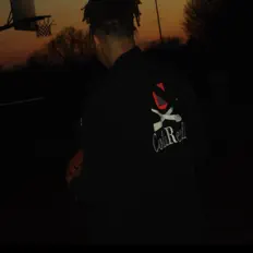 Hör dir Jezy an, schau dir Musikvideos an, lies die Biografie, finde Tourdaten und mehr!