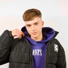 Ακούστε περιεχόμενο από Camale, παρακολουθήστε μουσικά βίντεο, διαβάστε το βιογραφικό, δείτε ημερομηνίες περιοδείας, και πολλά ακόμη!