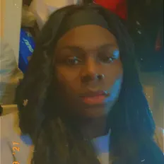 收听 Sephora、观看音乐视频、阅读小传、查看巡演日期等 ！