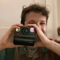 undefined을(를) 듣고, 뮤직 비디오를 보고, 약력을 읽고, 투어 일정 등을 확인하세요!