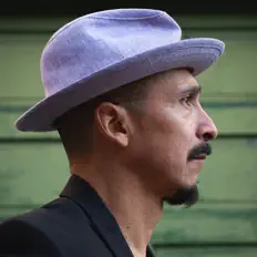 Poslechněte si interpreta Mi Amigo Hamlet, sledujte hudební videa, přečtěte si životopis, podívejte se na data turné a další informace.