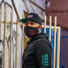 Posłuchaj wykonawcy Nytroactive, obejrzyj teledyski, przeczytaj biografię, zobacz daty tras koncertowych i nie tylko!