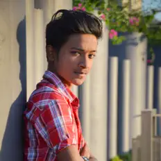 Posłuchaj wykonawcy Hrithik Kakade, obejrzyj teledyski, przeczytaj biografię, zobacz daty tras koncertowych i nie tylko!