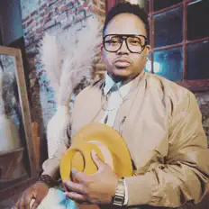 Escucha a Chris Michae1, mira videos musicales, lee su biografía, consulta las fechas de las gira y más.