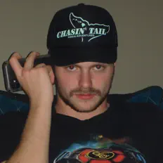 Poslechněte si interpreta WhatUpNolan, sledujte hudební videa, přečtěte si životopis, podívejte se na data turné a další informace.