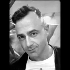 收听 Jerry K、观看音乐视频、阅读小传、查看巡演日期等 ！