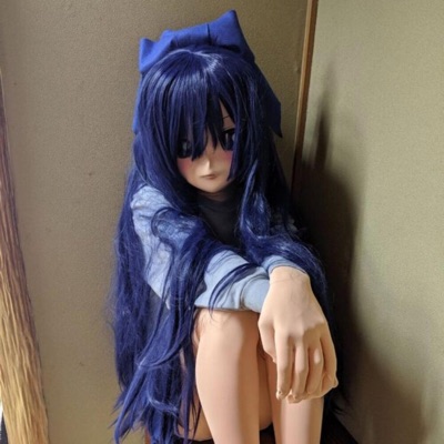 I'm sᶦtₜiⁿg hᵉrₑ ᶠeₑlᶦng ˢad - Single