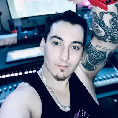 Listen to YNG Luciano, watch music videos, read bio, see tour dates & more!