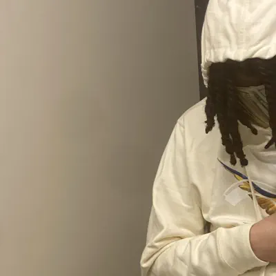 Listen to Eaz2y, watch music videos, read bio, see tour dates & more!