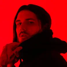 Listen to The Дизайнер, watch music videos, read bio, see tour dates & more!