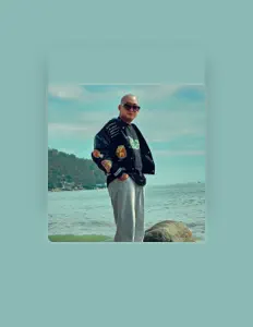 Listen to Doàn Lâm, watch music videos, read bio, see tour dates & more!