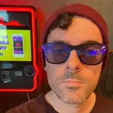 Tay Daley सुनें, म्यूज़िक वीडियो देखें, बायो पढ़ें, दौरे की तारीखें और बहुत कुछ देखें!