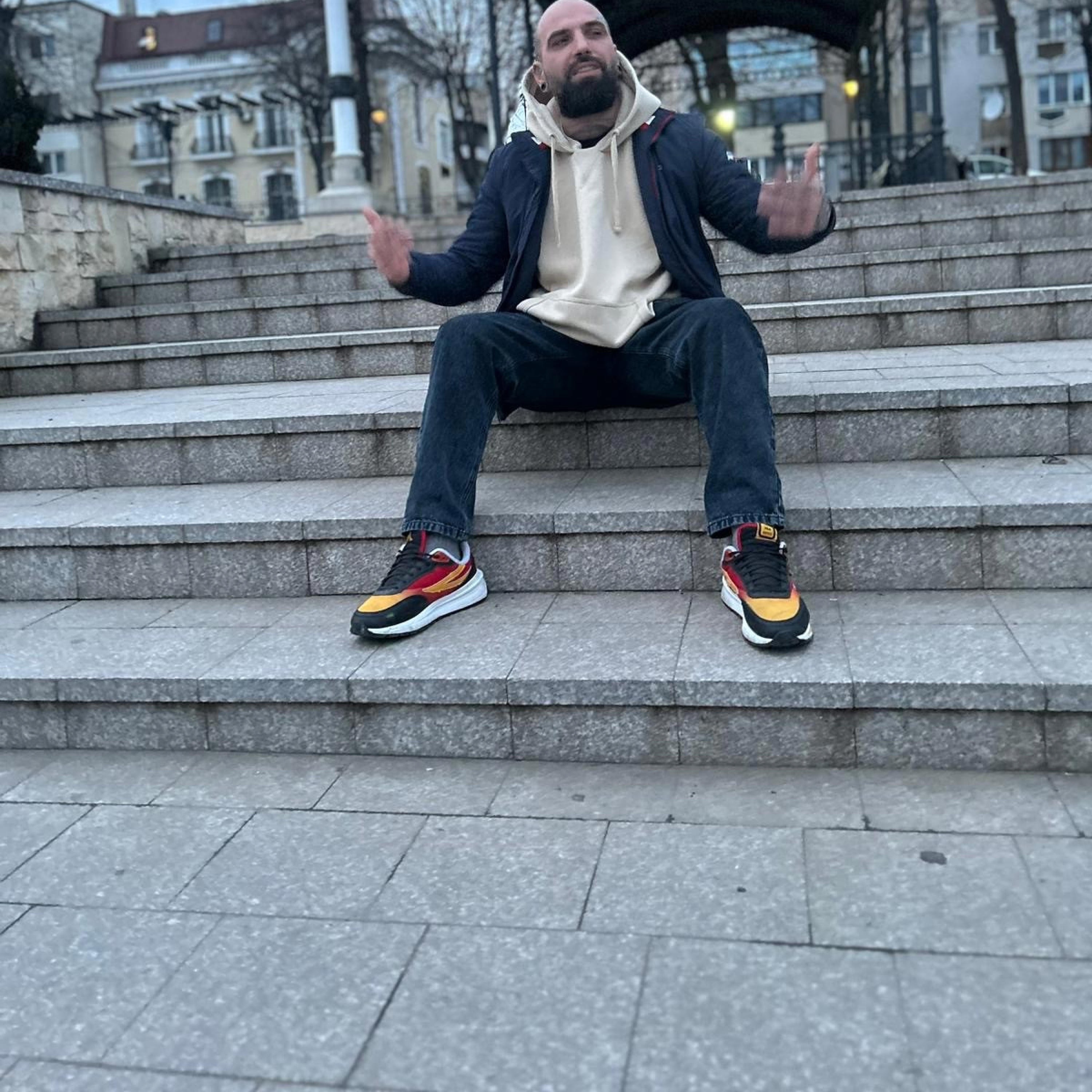 Fii Cine Vrei Sa Fii - Single