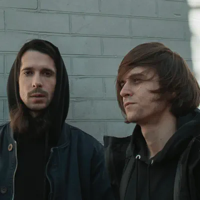 Listen to Wavewalkrs, watch music videos, read bio, see tour dates & more!
